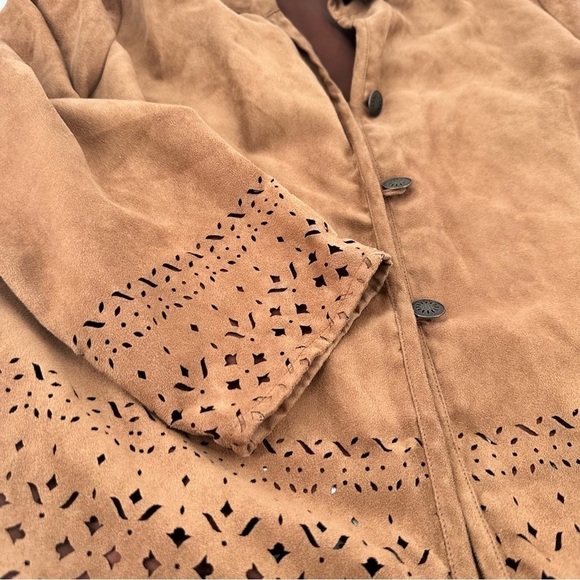 NAPA Valley Women’s Tan Faux Suede Button Down Perforated Jacket Size Large - Picture 5 of 11